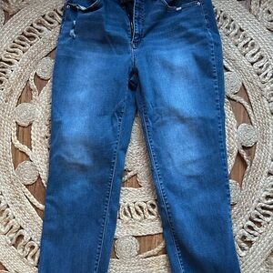 Women’s size 12 jeans capris
